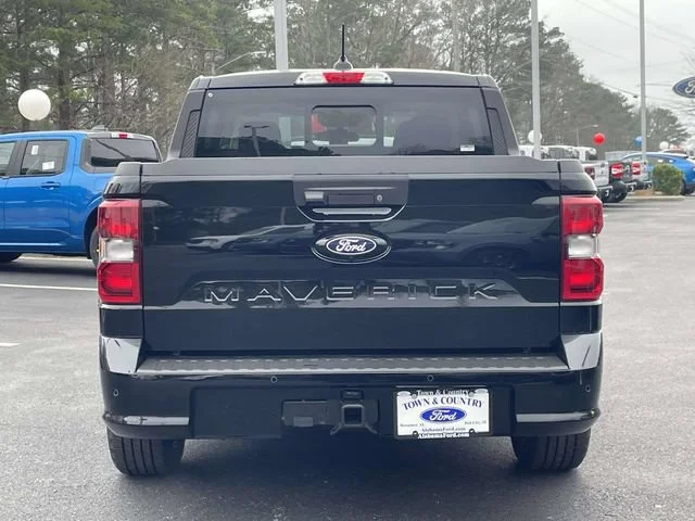 New 2026 Shadow Black Ford Lobo High image 26