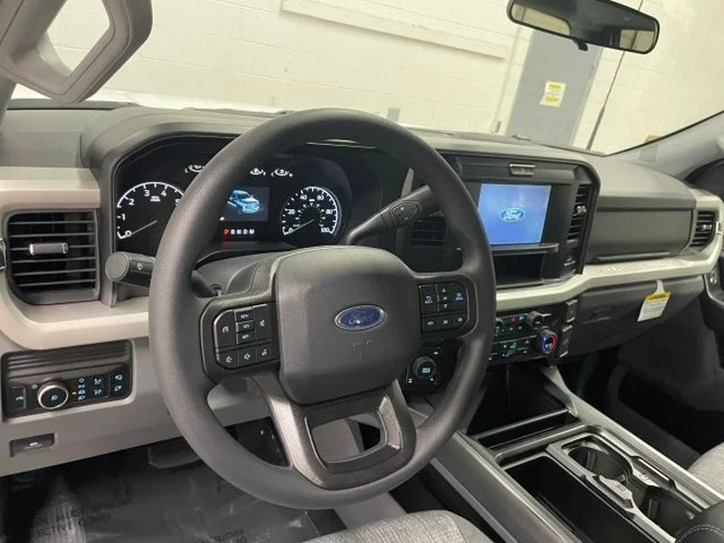 New 2026 Oxford White Ford F-350® XLT image 12