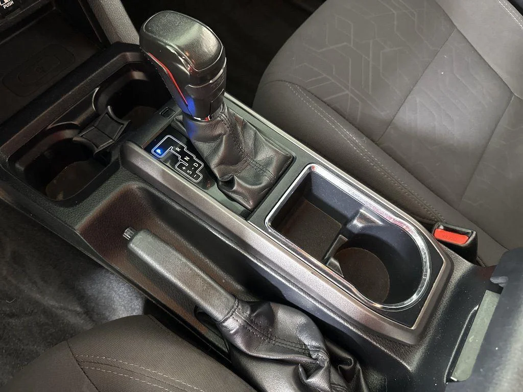 Used 2019 Super White Toyota TRD Off-Road image 21