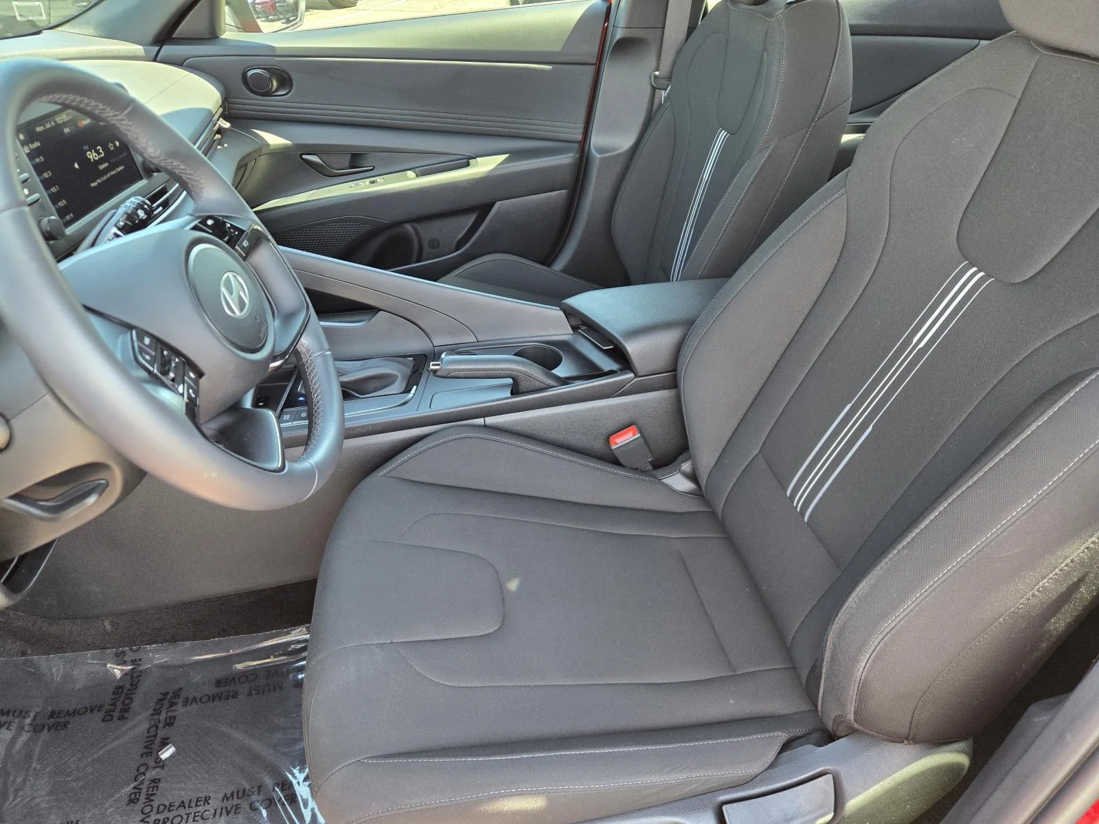 Used 2025 Ultimate Red Hyundai SEL Sport IVT image 21