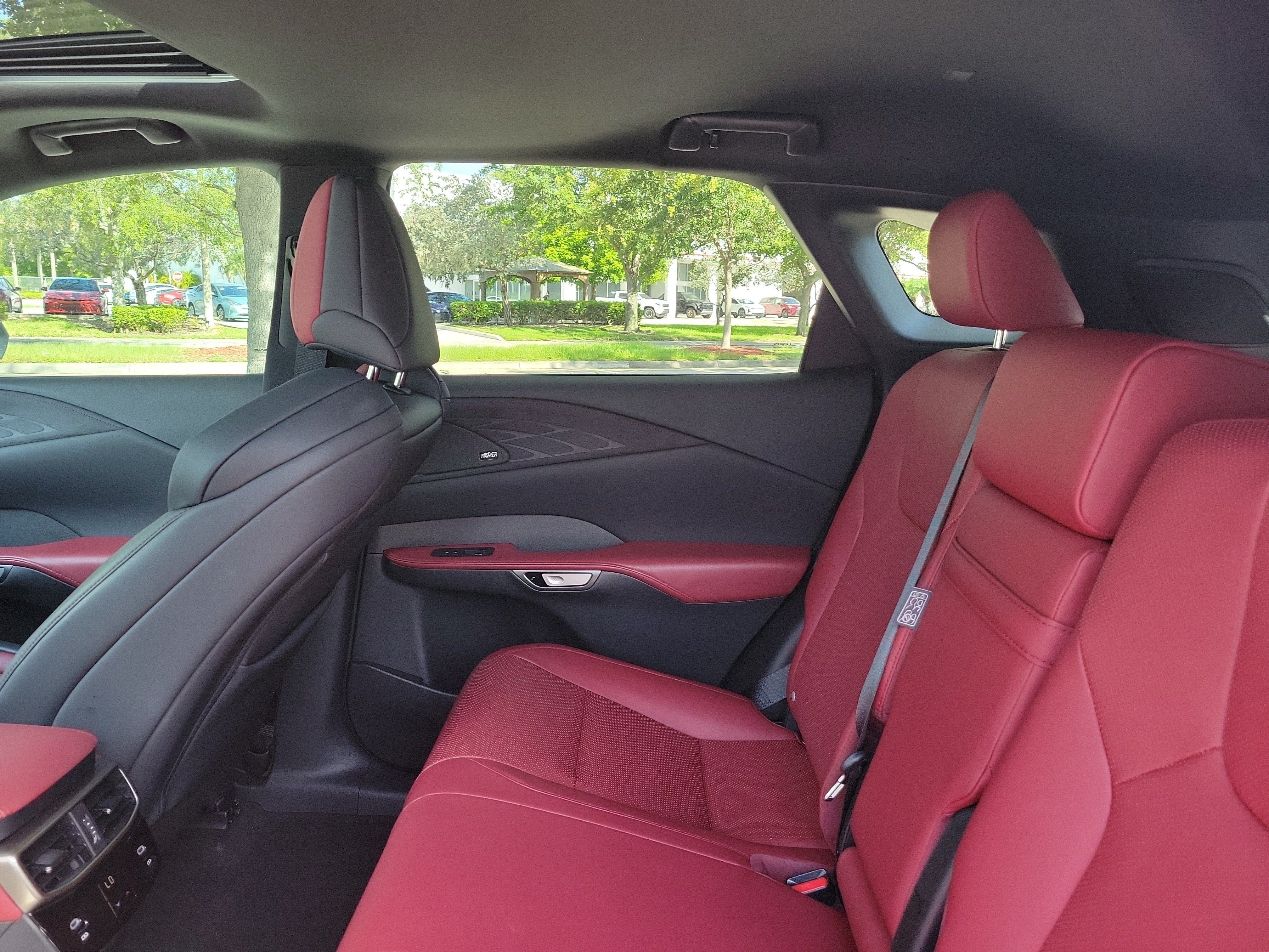 Used 2024 Gray Lexus RX 350 F SPORT Handling image 15
