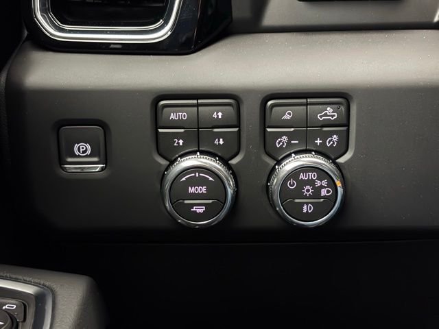 New 2026 Glacier White Tricoat GMC Denali image 23