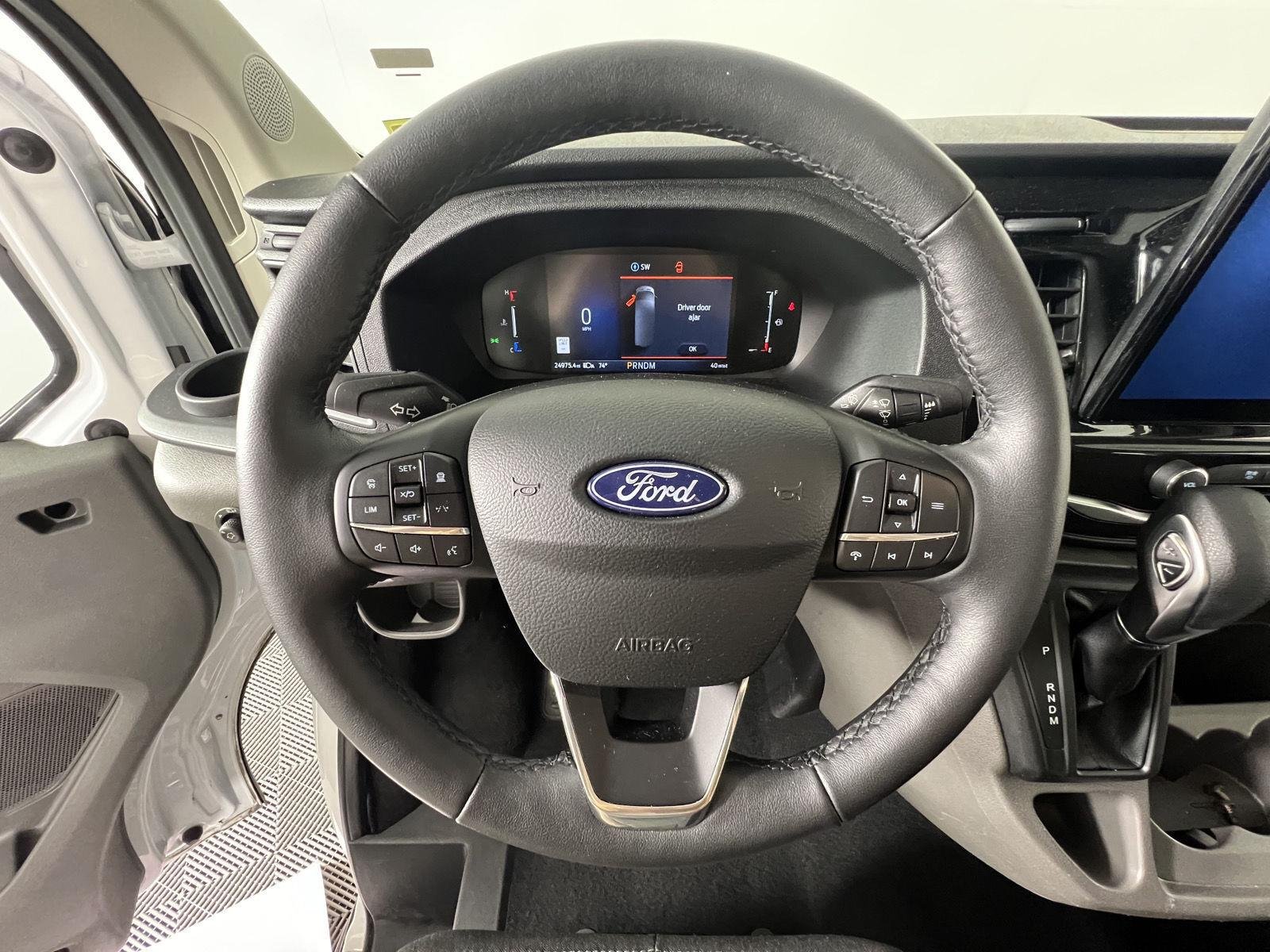 Used 2026 Oxford White Ford 350 XLT image 13
