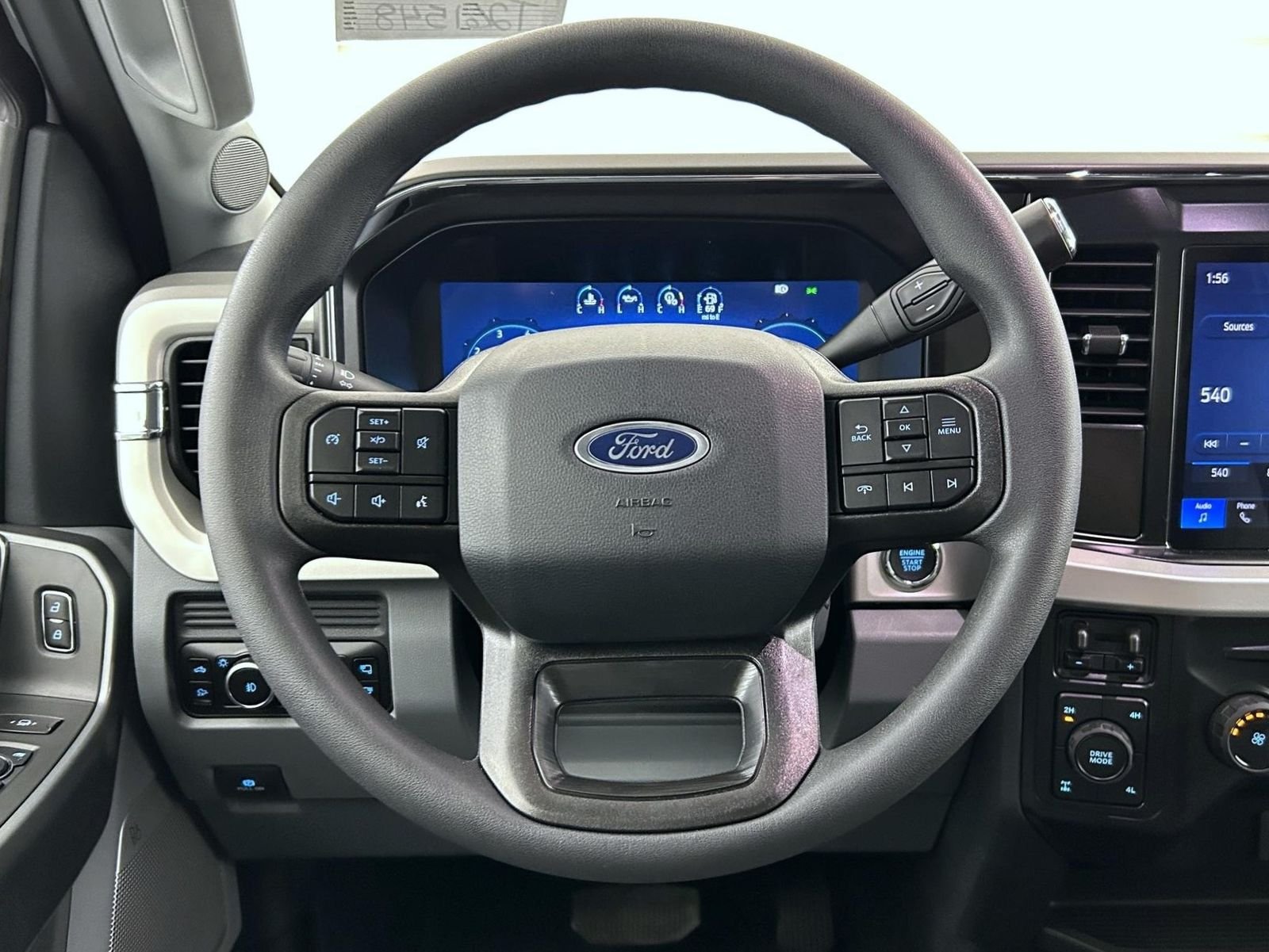 New 2026 Oxford White Ford XLT image 11
