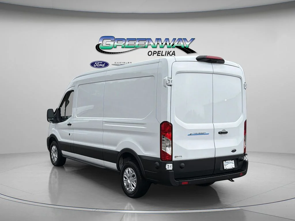 2025 Ford E-Transit Cargo Van Base - Photo 36