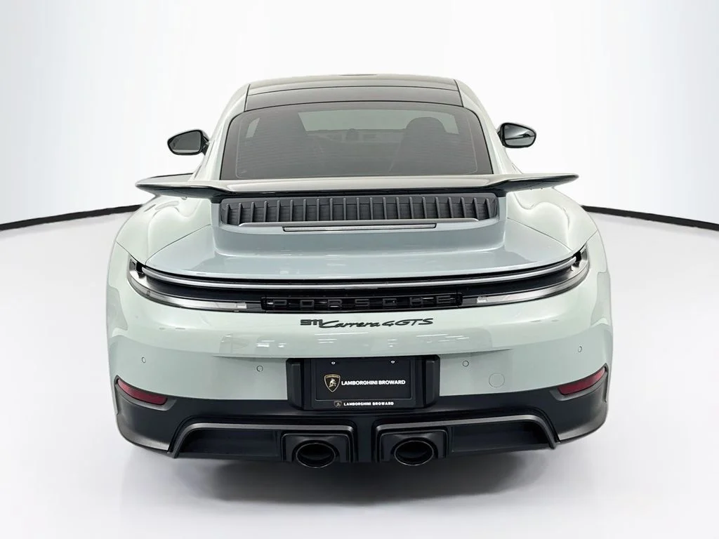 Used 2025  Porsche Carrera 4 GTS image 6