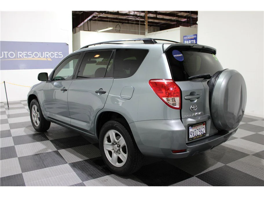 Used 2006 Green Toyota Base image 6