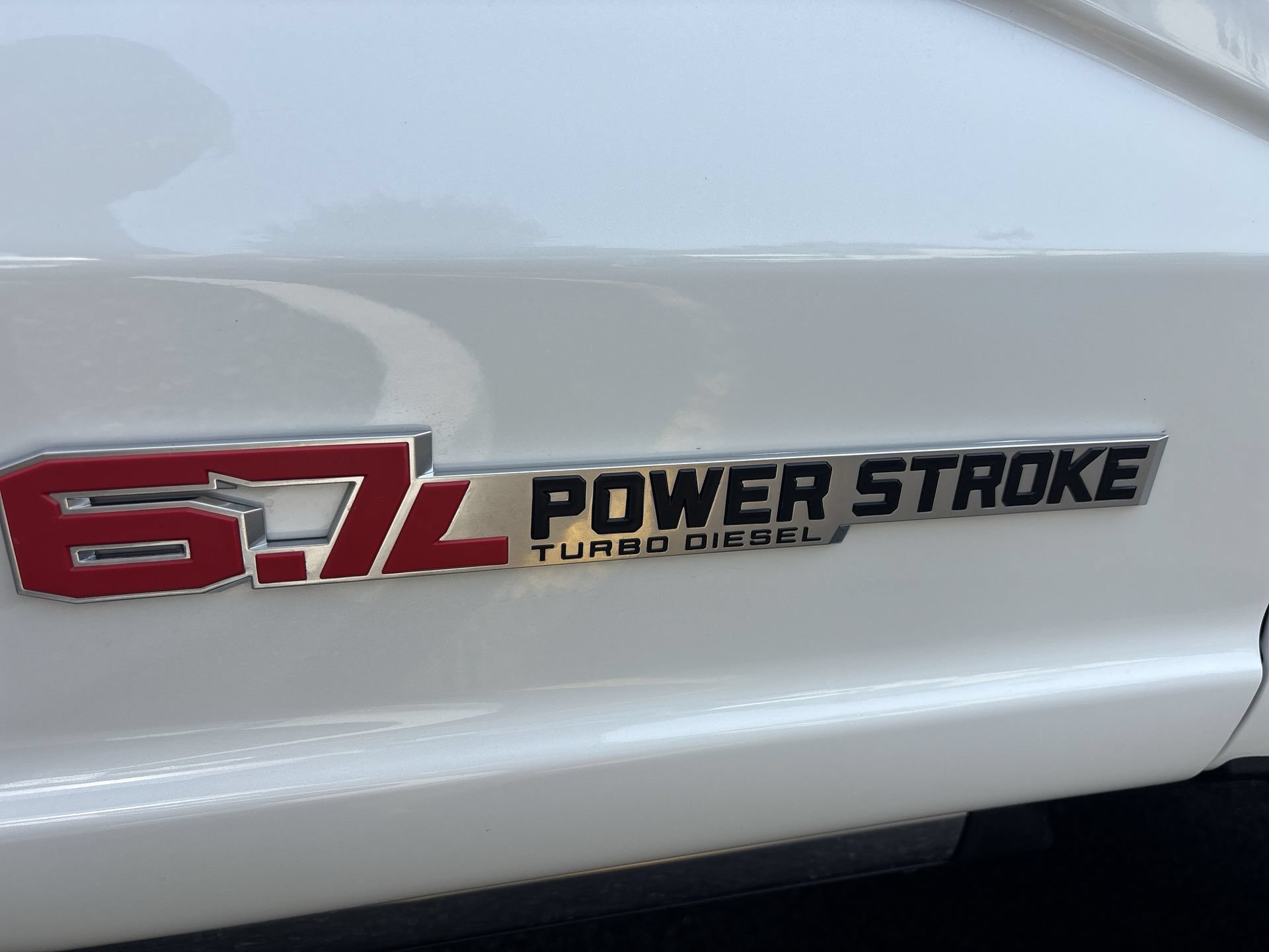 New 2026 Star White Metallic Tri-Coat Ford F-350® Platinum® image 28