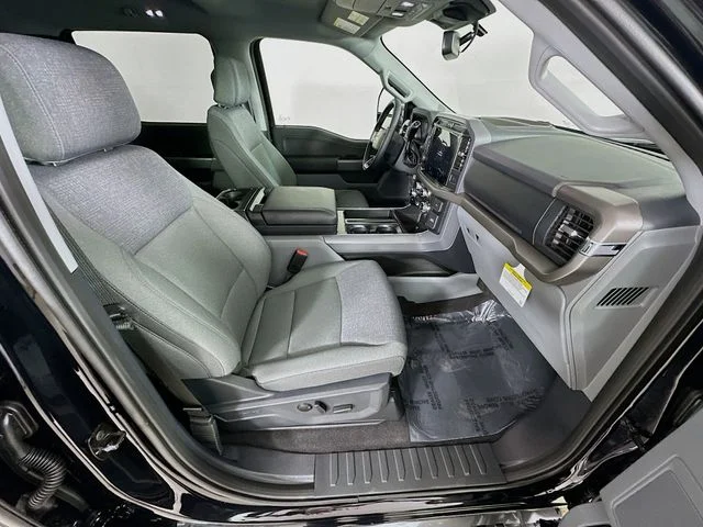 New 2026 Agate Black Metallic Ford XLT image 26