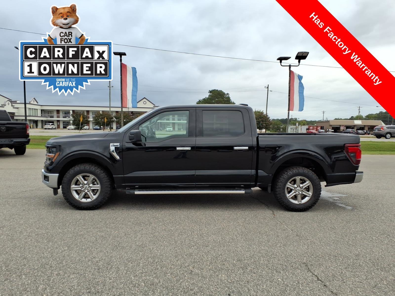Used 2025 Black Ford XLT image 2