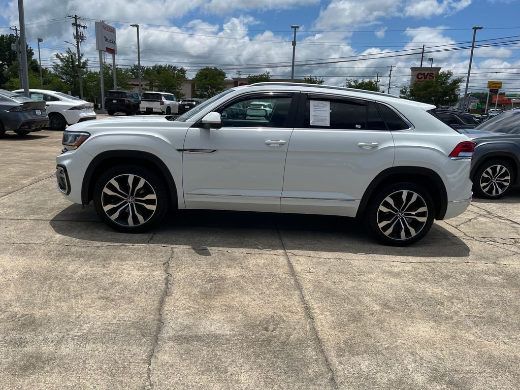 Used 2020 White Volkswagen 3.6L V6 SEL R-Line image 2