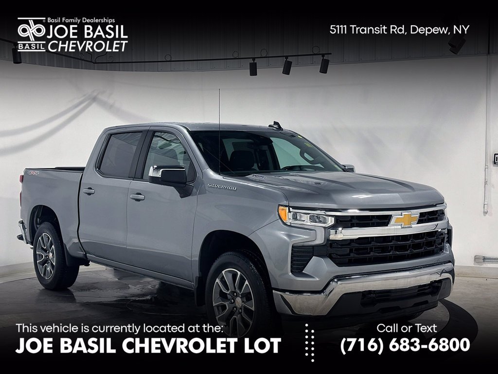 Used 2025 Gray Chevrolet LT image 1