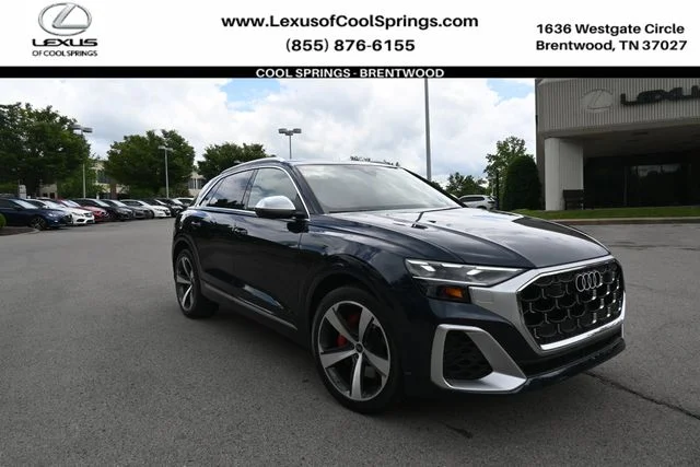 2024 Audi SQ8 Prestige's photo