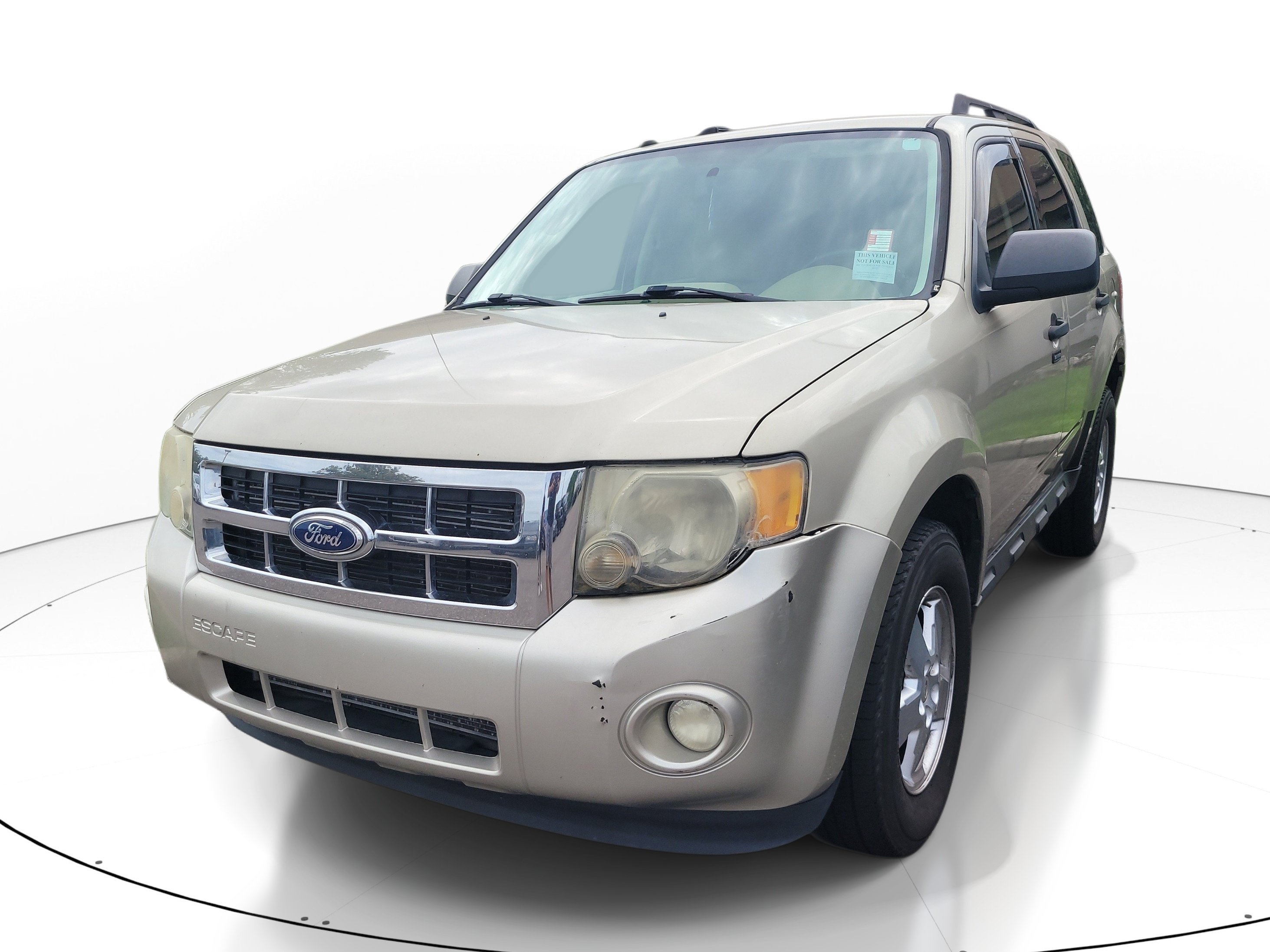 Used 2011 Gold Leaf Metallic Ford XLT image 3