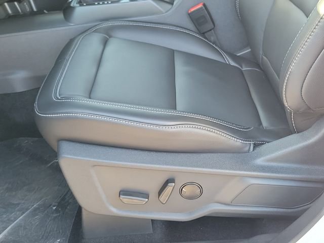 New 2026 Oxford White Ford Outer Banks® image 16