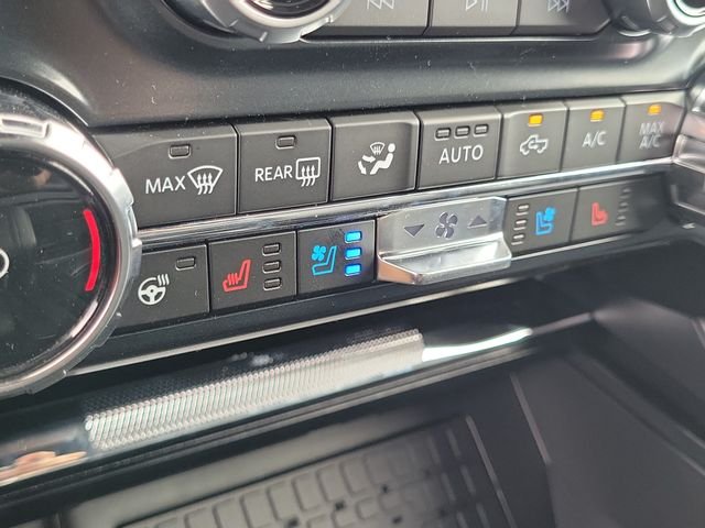 New 2026 Carbonized Gray Metallic Ford Lariat® image 10