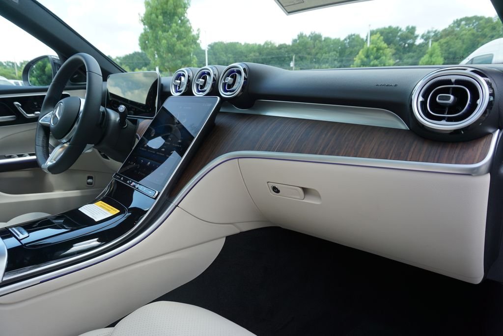 2025 Mercedes-Benz C-Class Sedan C 300 - Photo 62