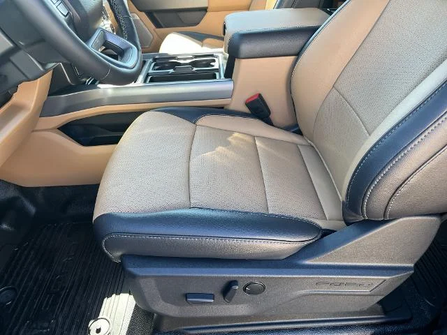 New 2027 Marsh Gray Metallic Ford F-350® Lariat® image 40