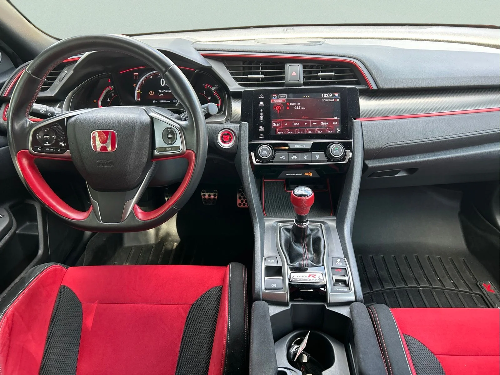 Used 2017 Rallye Red Honda Type R Touring image 14