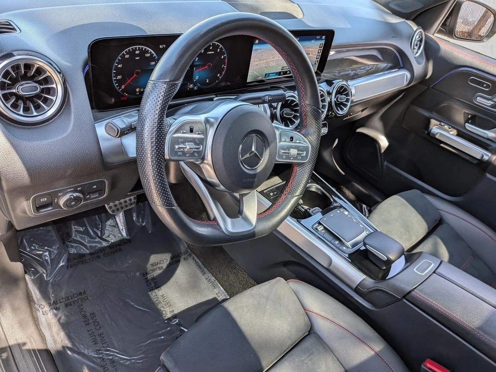 Used 2022 Mountain Grey Metallic Mercedes-Benz GLB 250 image 10