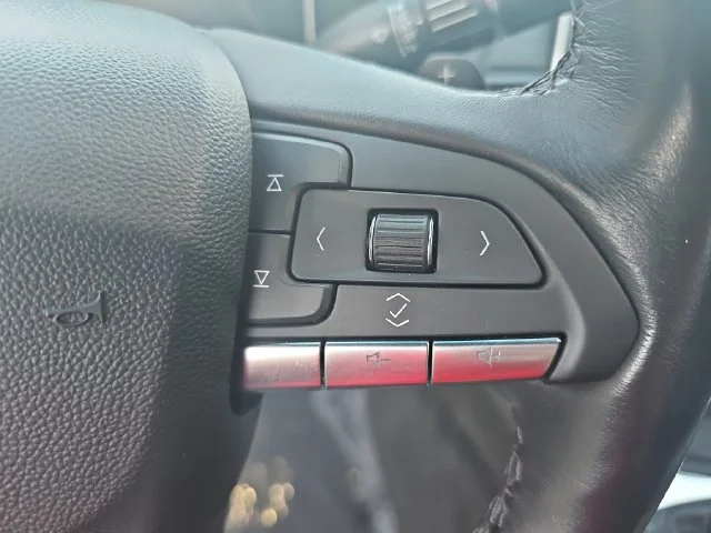 Used 2022 Black Cadillac Luxury image 17