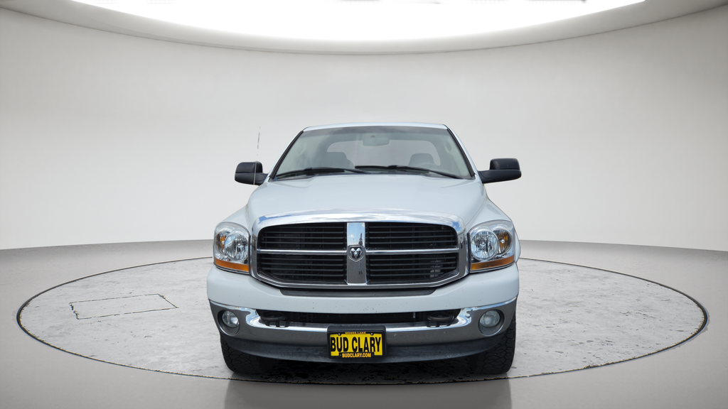 Used 2006 White Dodge SLT image 20