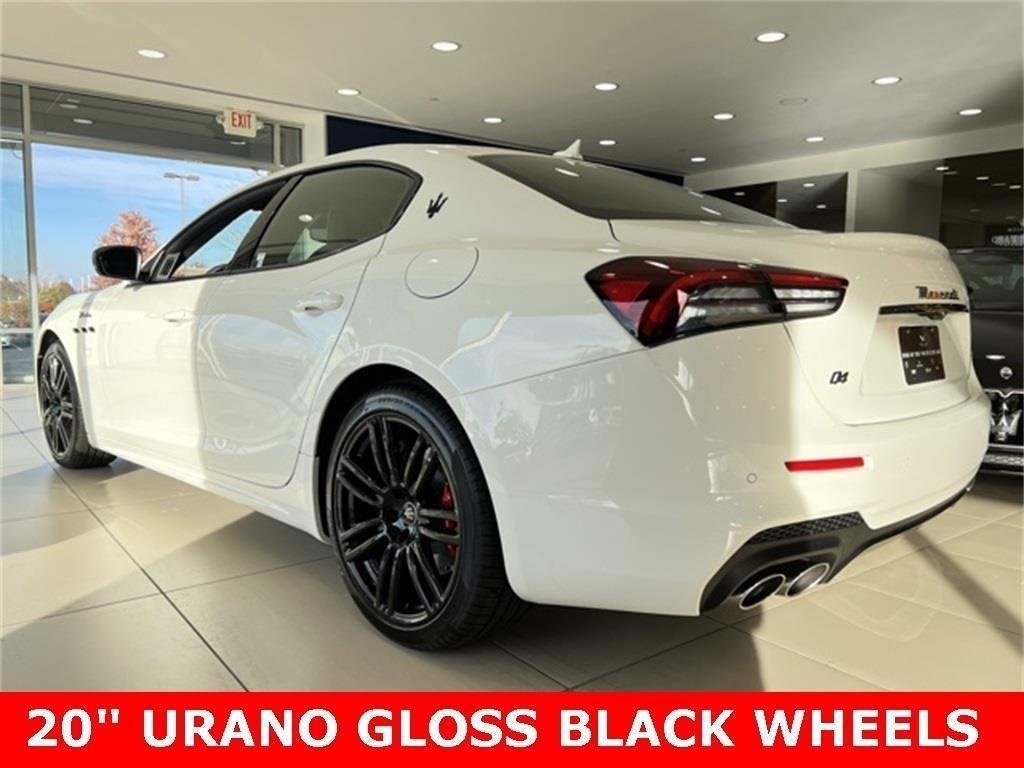 2024 MASERATI GHIBLI - Image 3