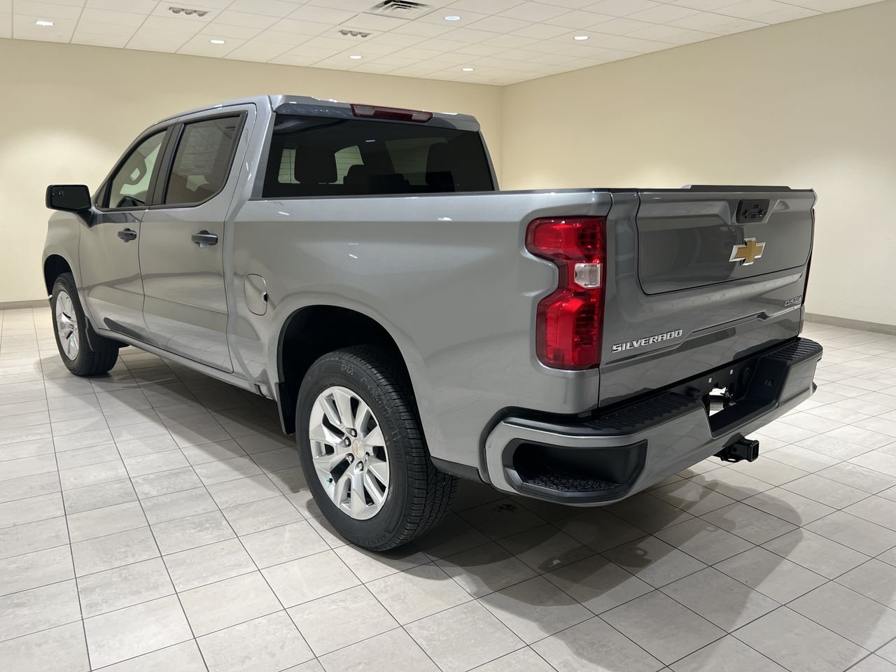 2025 Chevrolet Silverado 1500 Custom - Photo 40