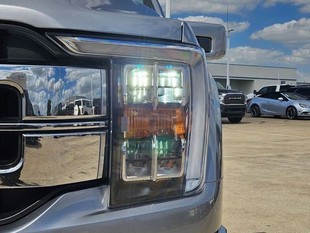 Used 2022 Iconic Silver Metallic Ford Lariat image 9