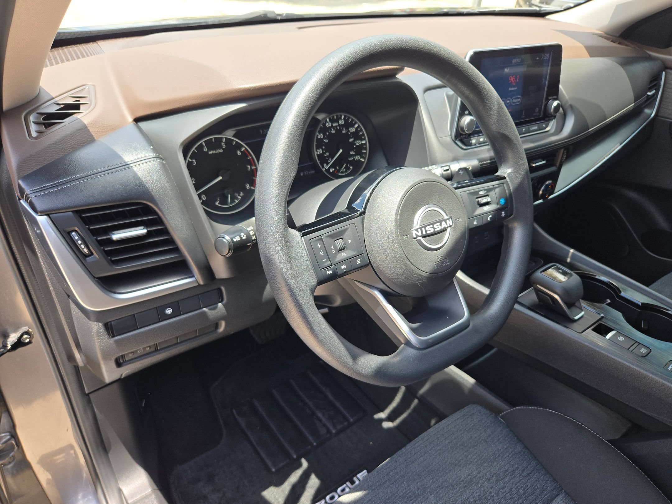 Used 2023 Gun Metallic Nissan SV image 10