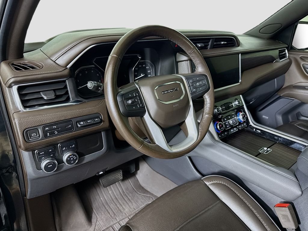 Used 2021 Green GMC Denali image 9