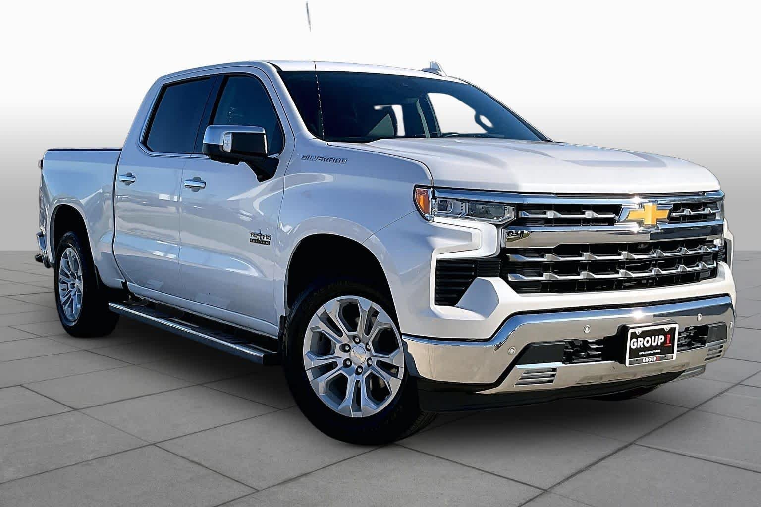 Used 2022 Iridescent Pearl Tricoat Chevrolet LTZ image 3