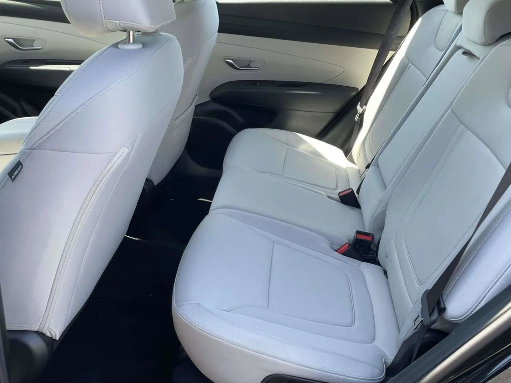 Certified Used 2025 Black Hyundai SE image 10