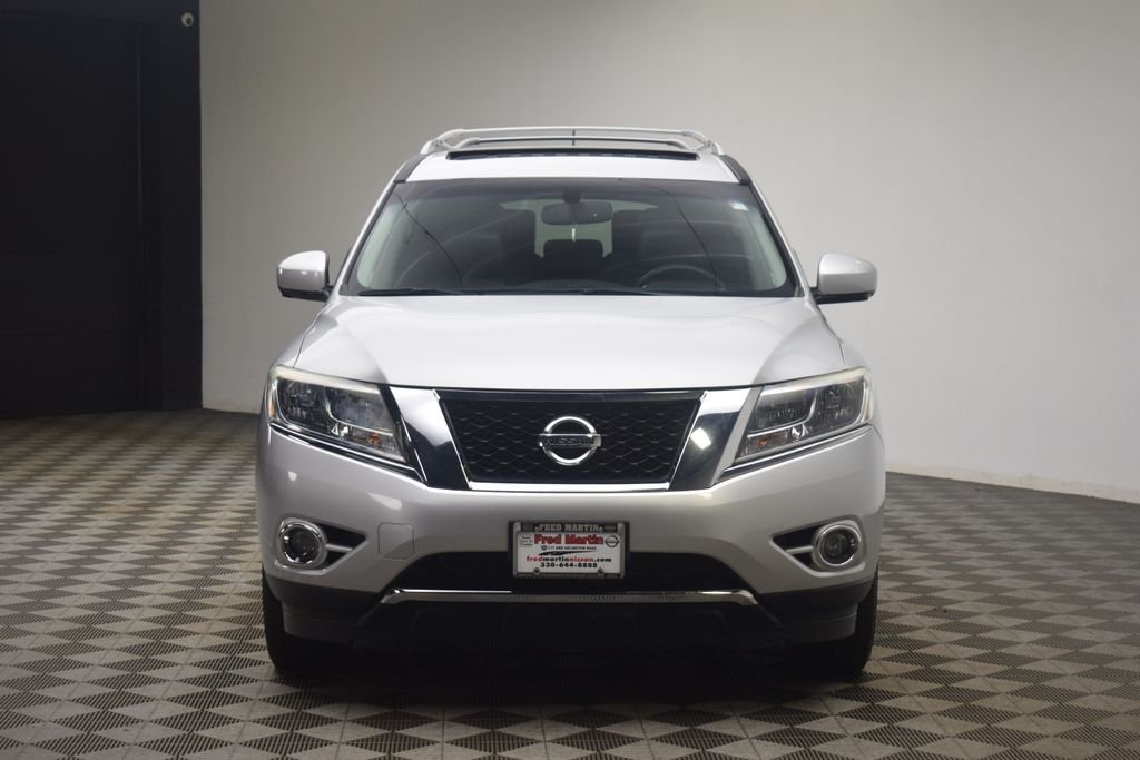 Used 2016 Silver Nissan Platinum image 18