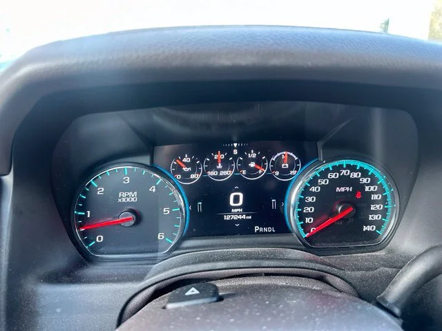 Used 2018 SUMMIT WHITE Chevrolet Premier image 23