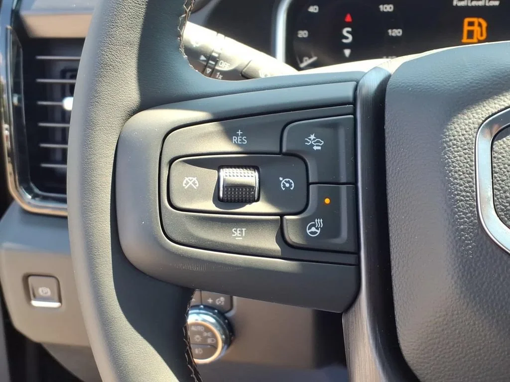 2026 GMC Sierra 2500HD AT4 - Photo 9
