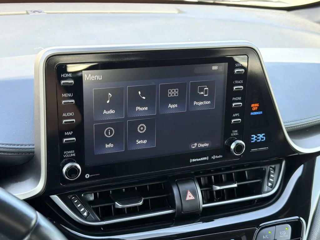 Used 2019 Silver Knockout Metallic Toyota XLE image 10