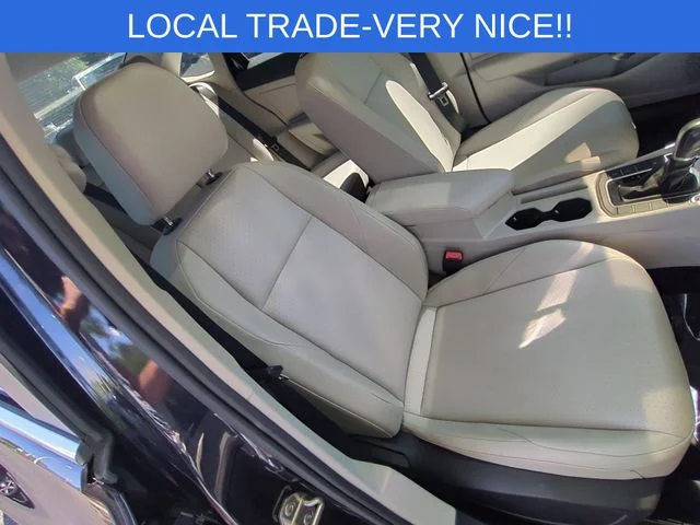 Used 2019 Black Volkswagen SEL image 35