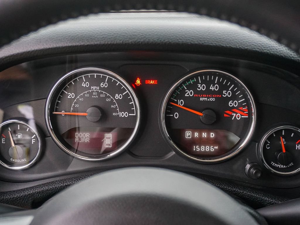 Used 2018 Black Jeep Unlimited Rubicon image 22