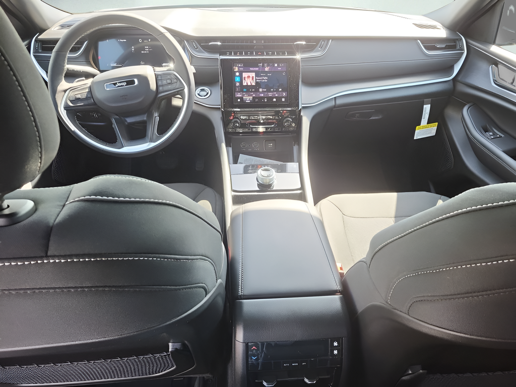2025 Jeep Grand Cherokee L Laredo - Photo 10
