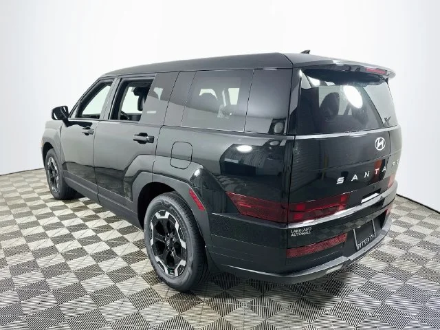 New 2027 Black Hyundai SE image 5