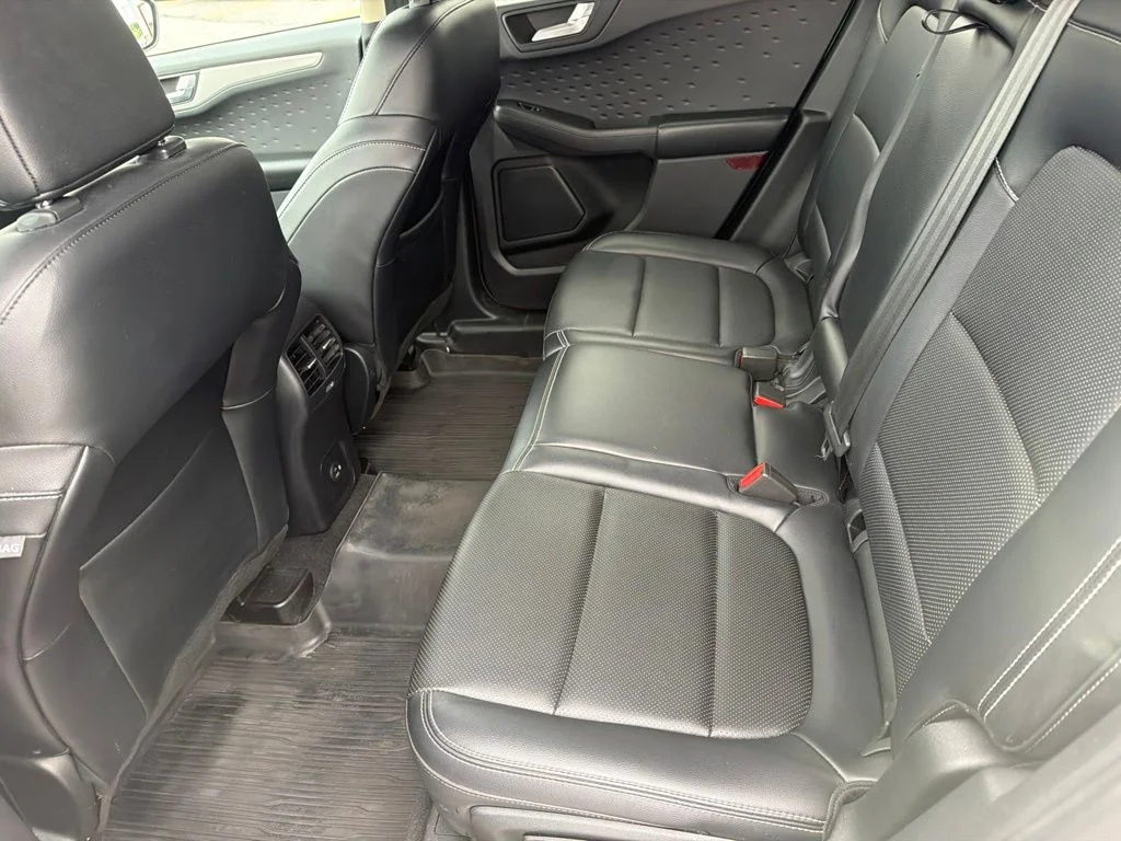 Used 2020 White Ford SEL image 48