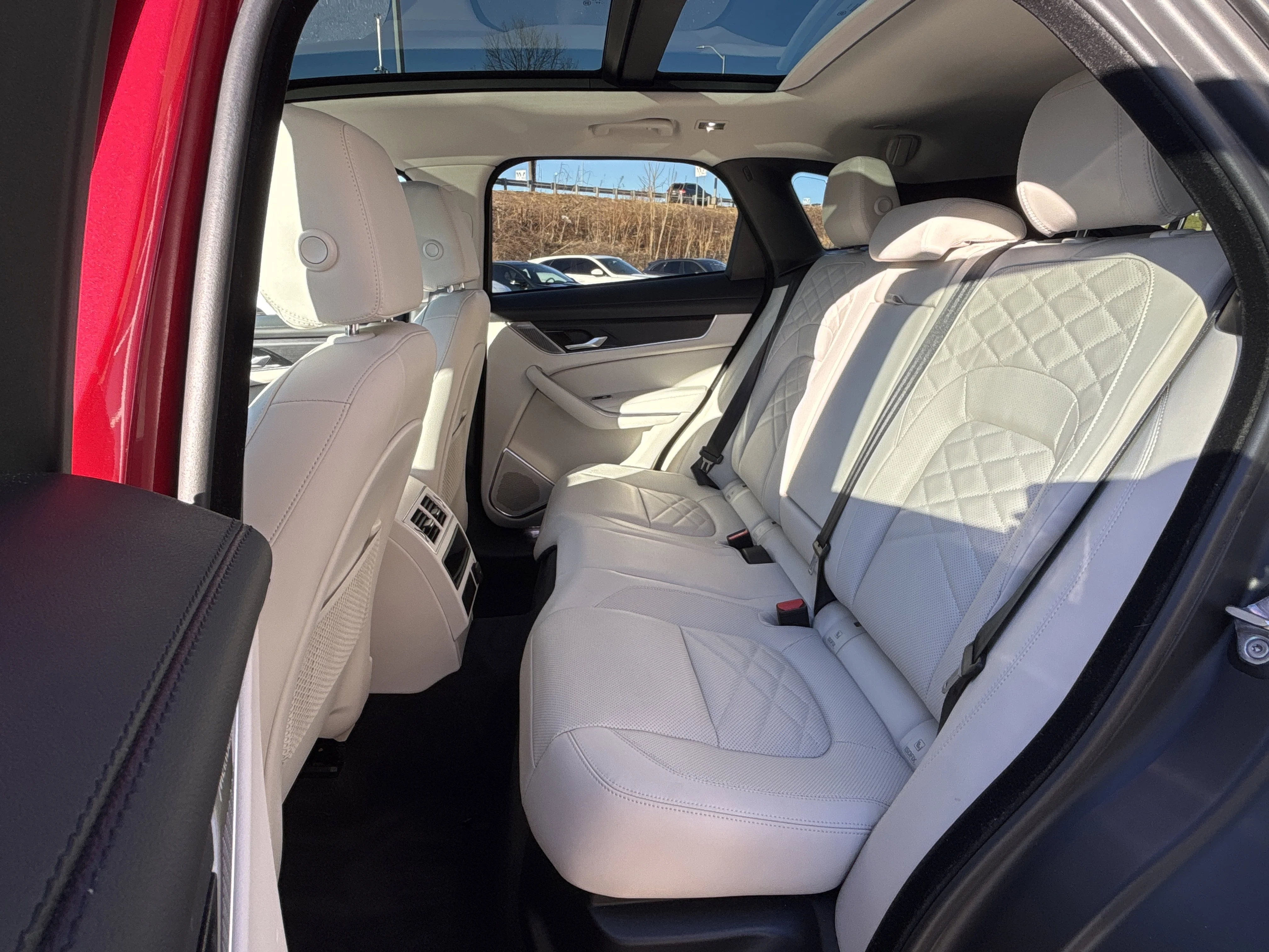 Used 2023 Red Jaguar S image 18