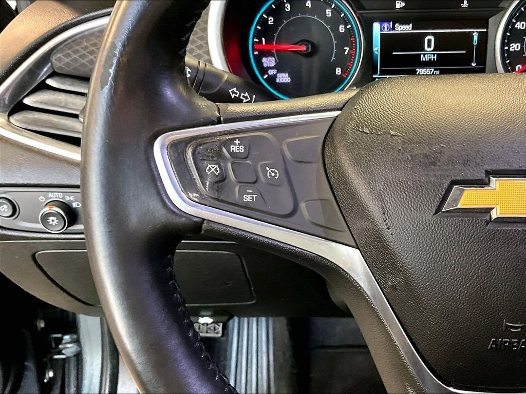 Used 2018 Gray Chevrolet LT image 23