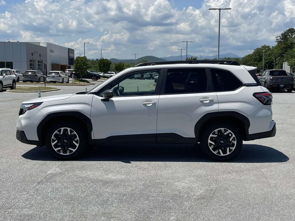 2025 Subaru Forester Premium - Photo 23