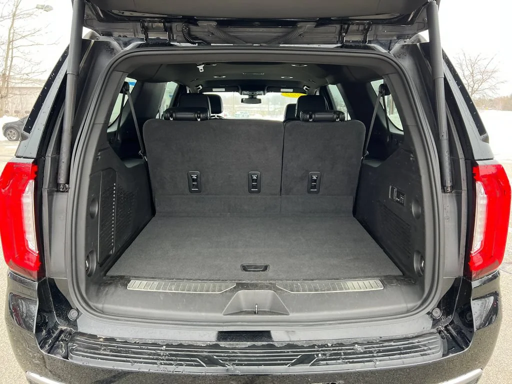 Used 2022 Onyx Black GMC Denali image 15