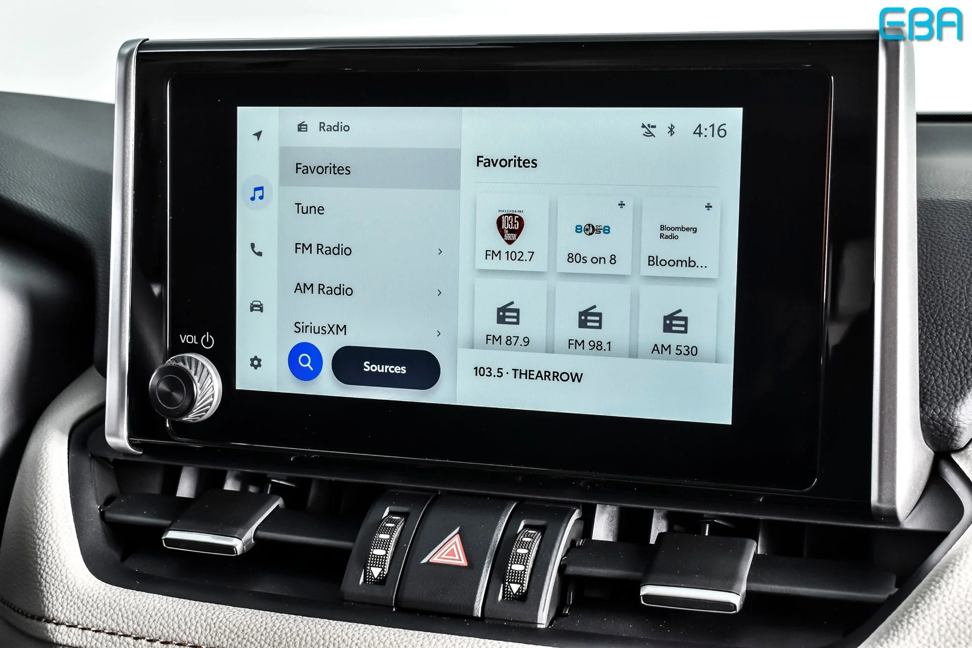 Used 2025 Pearl Toyota XLE Premium image 24