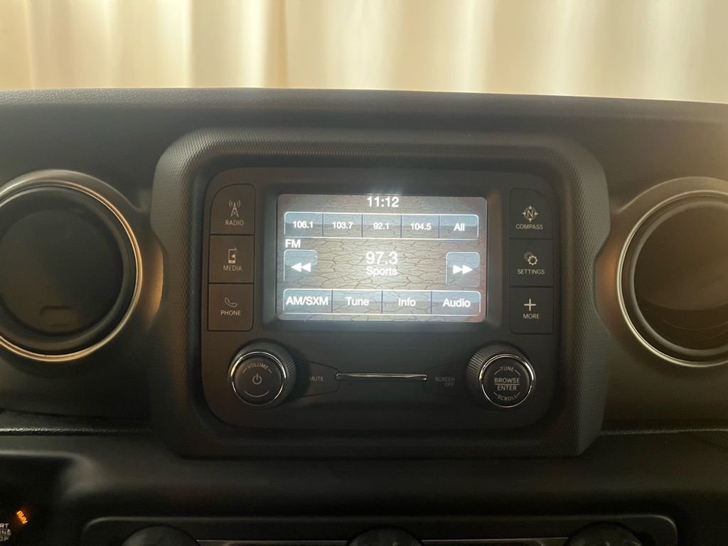 Used 2018 Gray Jeep Unlimited Sport image 18