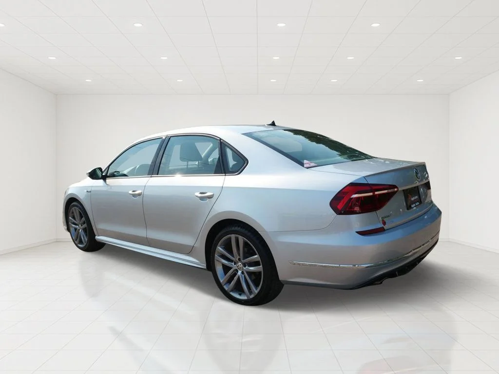 Certified Used 2018 Silver Volkswagen 2.0T R-Line image 4