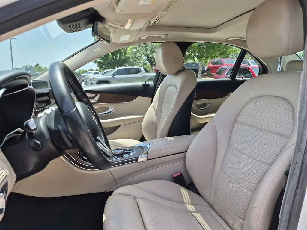 Used 2021  Mercedes-Benz C 300 image 20